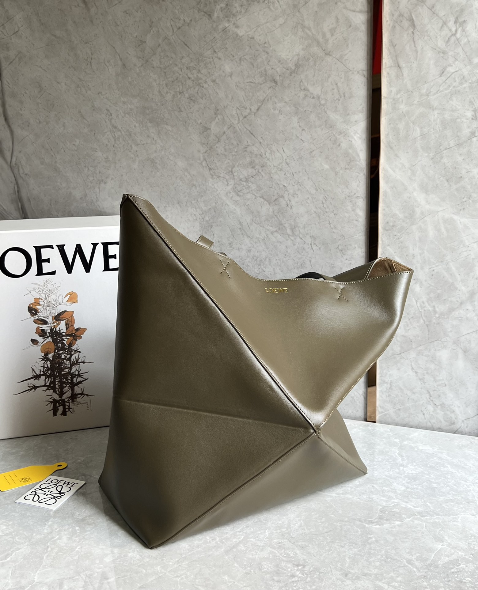 Loewe XL Puzzle Fold Tote in Shiny Calfskin Forest Green